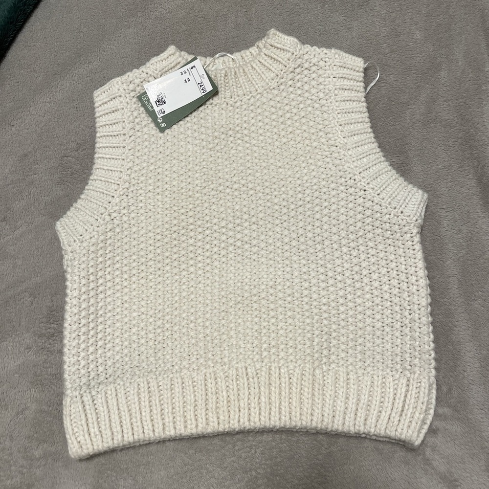 NWT knit top